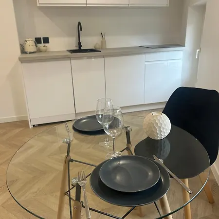 Apartment Grand Renove Au Coeur De Valence (Drome)